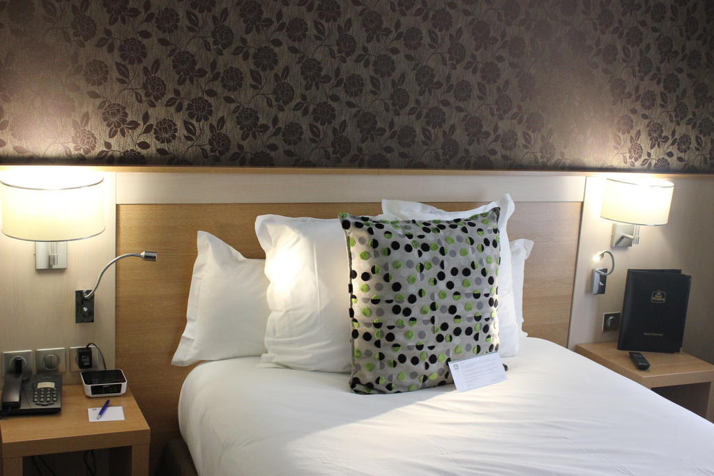 Best Western Plus Hotel Malherbe カーン 部屋 写真